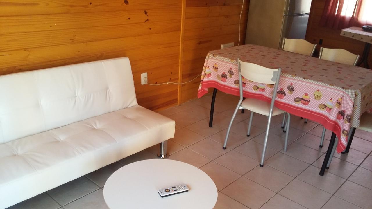 Cabanas Palo Blanco Gobernador Costa Luaran gambar